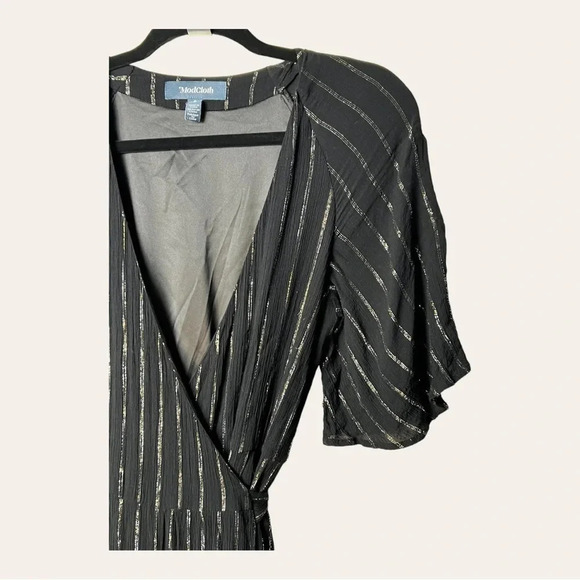 0408. MODCLOTH WRAP DRESS MAXI LENGTH BLACK WITH GOLD/SILVER IN COLOR STRIPES - Picture 3 of 15